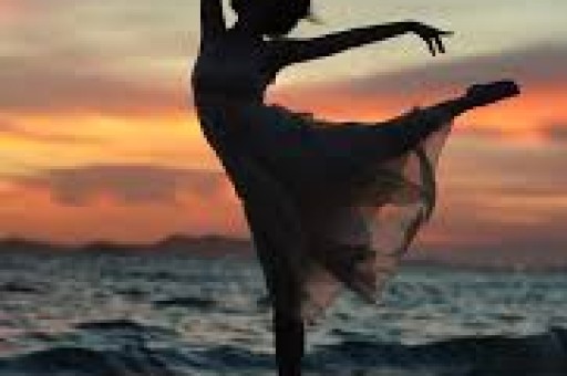 不到48小时曝3大瓜！被抓进去、葬礼大笑、同去酒店牵扯全红婵