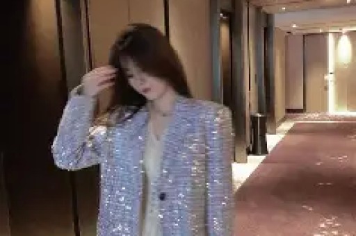 明星餐饮店集体“塌房”:当流量光环照不亮真金白银的账单 明星餐饮店集体“塌房”:当流量光环照不亮真金白银的账单