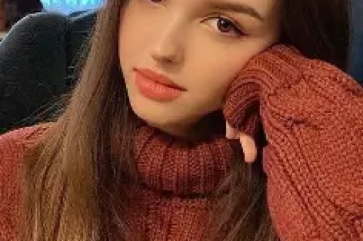 房琪以前是大家心里的“才女”金句一堆粉丝爱看。可这