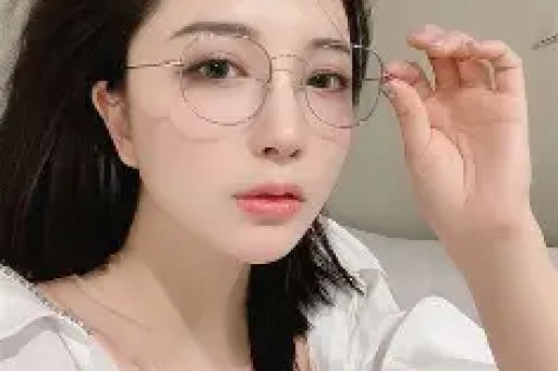 当红男星人设崩塌！特斯拉中藏少女腐尸家中焚烧炉都备好了