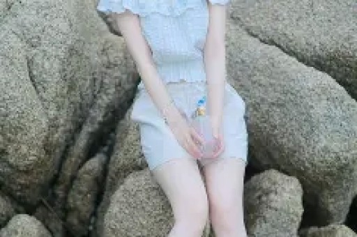 热搜压不住！知名女星曝陈小春猛料 好男人人设崩塌 采儿被打脸